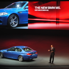 BMW unveils new M5