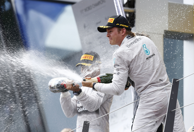 Rosberg segue no comando isolado do campeonato