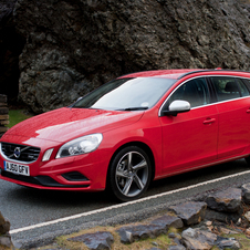 Volvo V60 2.0 D3 R-Design Premium 