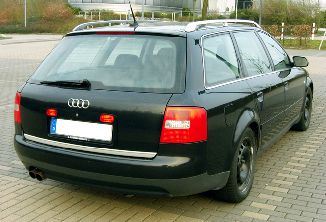 Audi A6 Avant 4.2 quattro Tiptronic