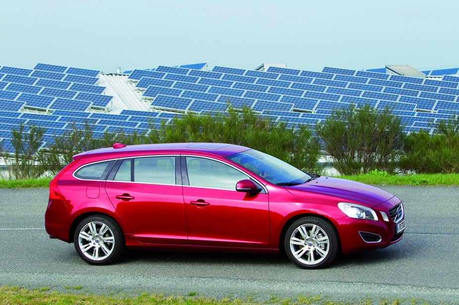 Volvo V60 T4 R Design