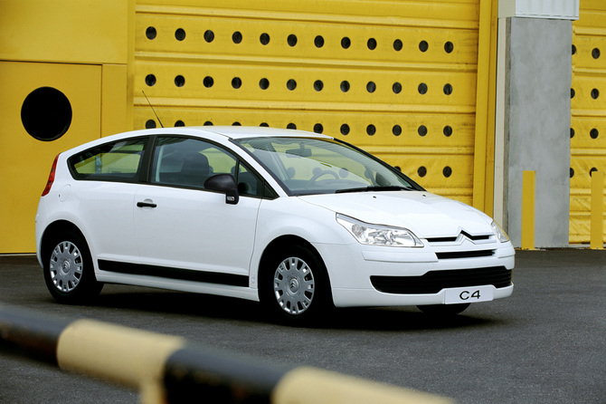 Citroën C4 Coupe Entreprise 1.6HDi 110cv VTR