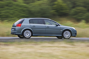 Opel Signum 3.2 V6