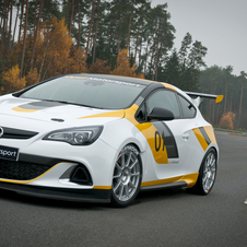 Opel has several teams competing with the Opel Astra OPC Cup