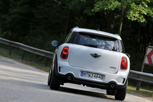 MINI Countryman receives 5-stars at Euro NCAP