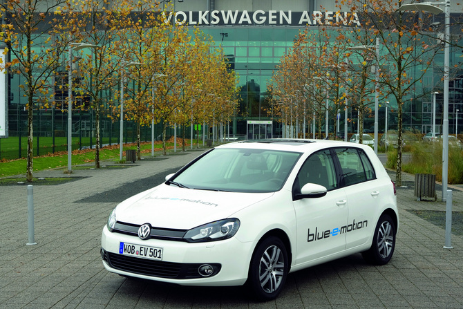 Volkswagen reveals details of Golf blue-e-motion