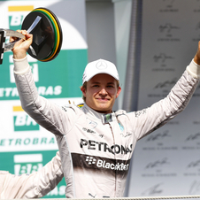 Rosberg pôs fim à série de cinco vitórias consecutivas de Lewis Hamilton