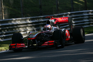 Ferrari's pole drought ends with Alonso in Monza