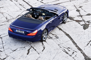 Mercedes SL65 AMG with Biturbo V12 Tops Range