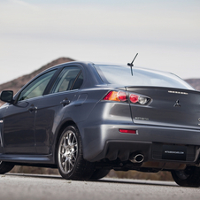 Mitsubishi Lancer Evolution MR Touring