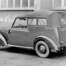 Mercedes-Benz 170 S Police vehicle