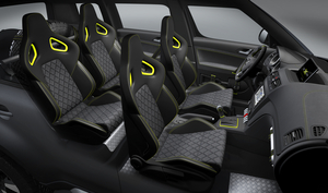 The Yeti Xtreme gets an interior with rally features, including equipment necessary to compete