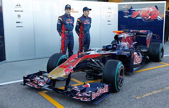 More 2010 F1 cars unveiled in Valencia 