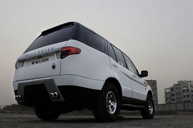 Tata Safari Turned into Land Rover Evoque