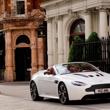 Aston Martin V12 Vantage Roadster