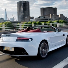 Aston Martin V12 Vantage Roadster