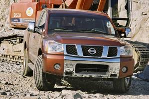 Nissan Crew Cab SE 4X2 SWB