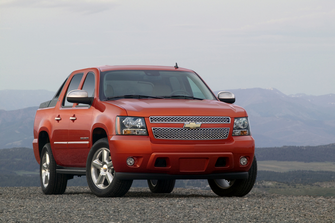 Chevrolet Avalanche LS 4WD