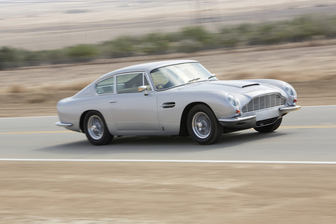 Aston Martin DB6