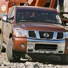 Nissan Crew Cab SE 4X4 SWB