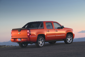 Chevrolet Avalanche LS 4WD