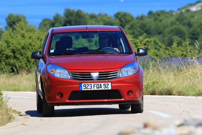 Dacia Sandero 1.2 16V Lauréate