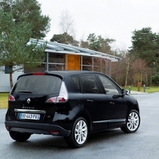 Nouveaux Renault Scénic et Grand Scénic bénéficeny de consommations réduites de 15%. 