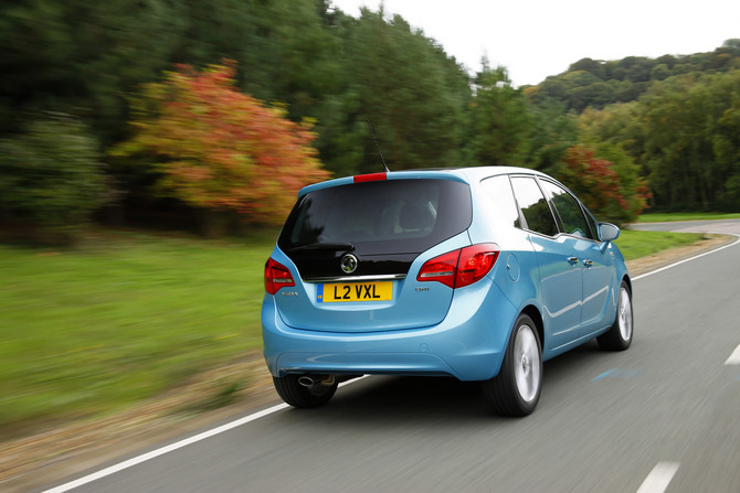 Vauxhall Meriva MPV 1.7 CDTi 100hp Exclusiv