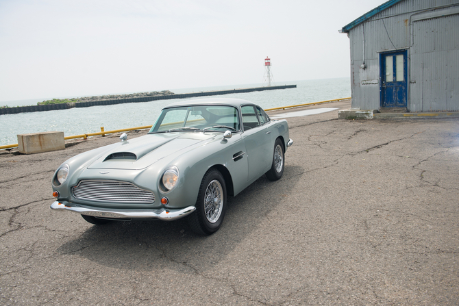 Aston Martin DB4 GT