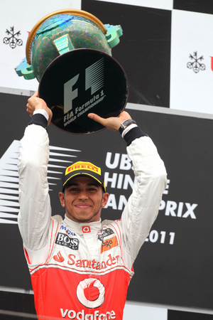 Hamilton storms to Chinese Grand Prix win