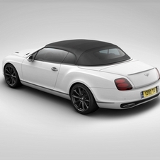 Bentley SuperSports Shatters World Speed Record on Sheet Ice