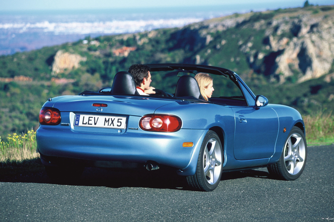 Mazda MX-5 Gen.2