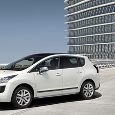 Peugeot 3008 HYbrid4 sells out in 9 days