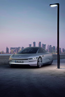 VW XL1: concept that consumes 0.9 l/100km presented in Qatar