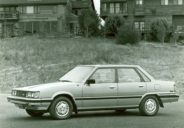 O Camry foi introduzido em 1983