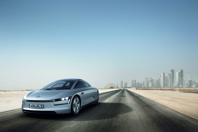 VW XL1: concept that consumes 0.9 l/100km presented in Qatar