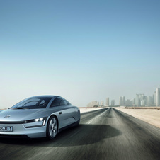 VW XL1: concept that consumes 0.9 l/100km presented in Qatar