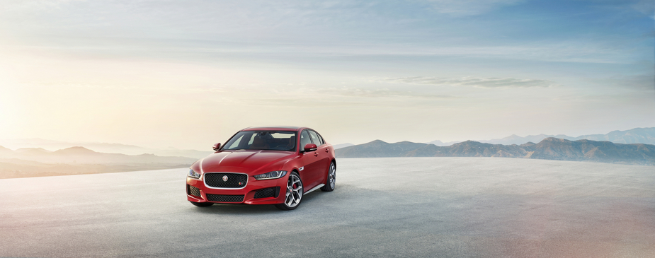 Jaguar XE S