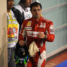 Massa denies pressure for 2011