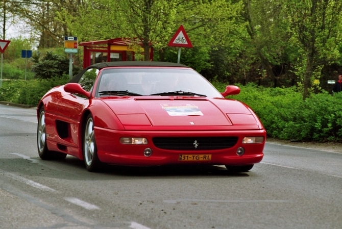 Ferrari 355 F1 Spider