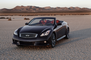 Infiniti IPL G Convertible Adds 343hp of Open-Top Cruising to Infiniti Line