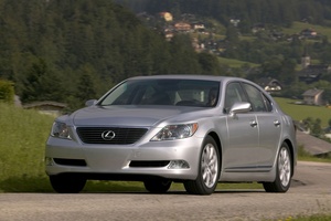 Lexus LS 460 AWD