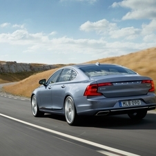 Volvo S90