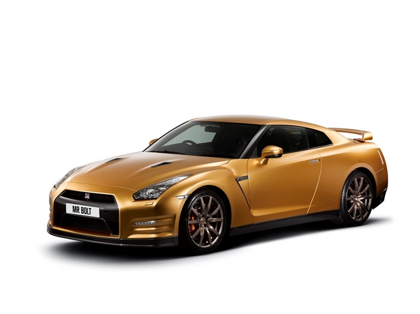 A Nissan produziu duas versões especiais Bolt Gold GT-R. Uma foi entregue ao vencedor de um leilão e a outra foi entregue a  Bolt