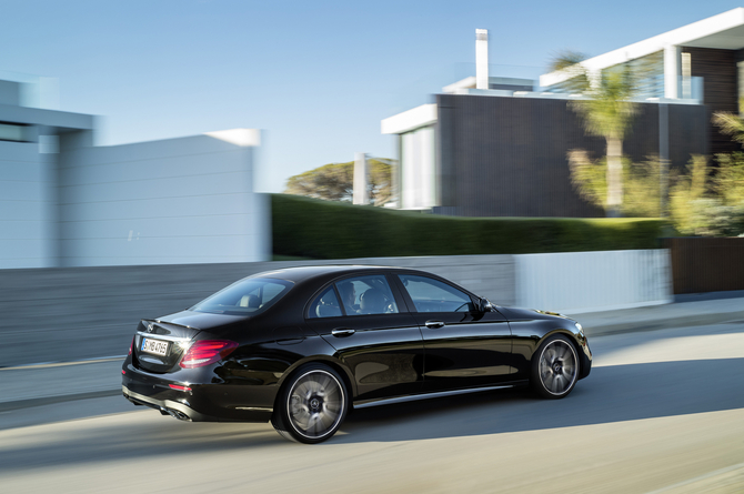 Mercedes AMG increased the E43 AMG 4Matic's output by 34hp to a total of 401hp