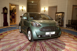 Sir Stirling Moss offers Aston Martin Cygnet to his wife