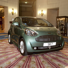 Sir Stirling Moss offers Aston Martin Cygnet to his wife