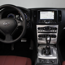 Infiniti IPL G Convertible Adds 343hp of Open-Top Cruising to Infiniti Line