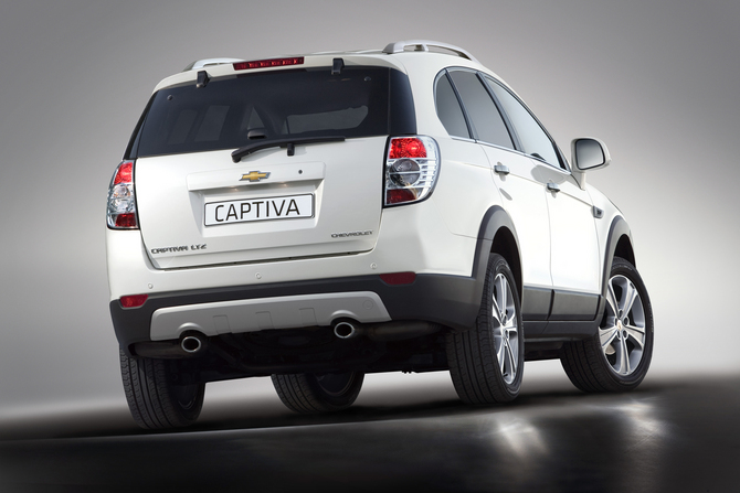 Chevrolet Captiva 2.2 163 hp FWD