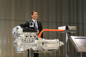 Nissan launches Fuga Hybrid